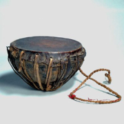 Tyamko, tambor em forma de tigela doNepal