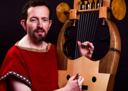 Kithara, instrumento de corda dedilhada da Grécia