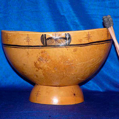 Dji-dunun, tambor de água, África