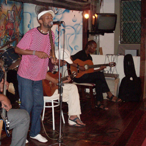 Ferrinho, Gino Branco, Cabo Verde