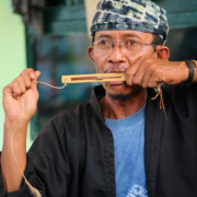 Kuriding, harpa de boca, Indonésia
