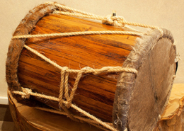 Naghara, bimembranofone cilíndrico