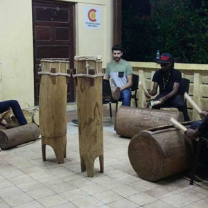 Tambores de fenda, Guiné Equatorial, créditos Virgílio Brice